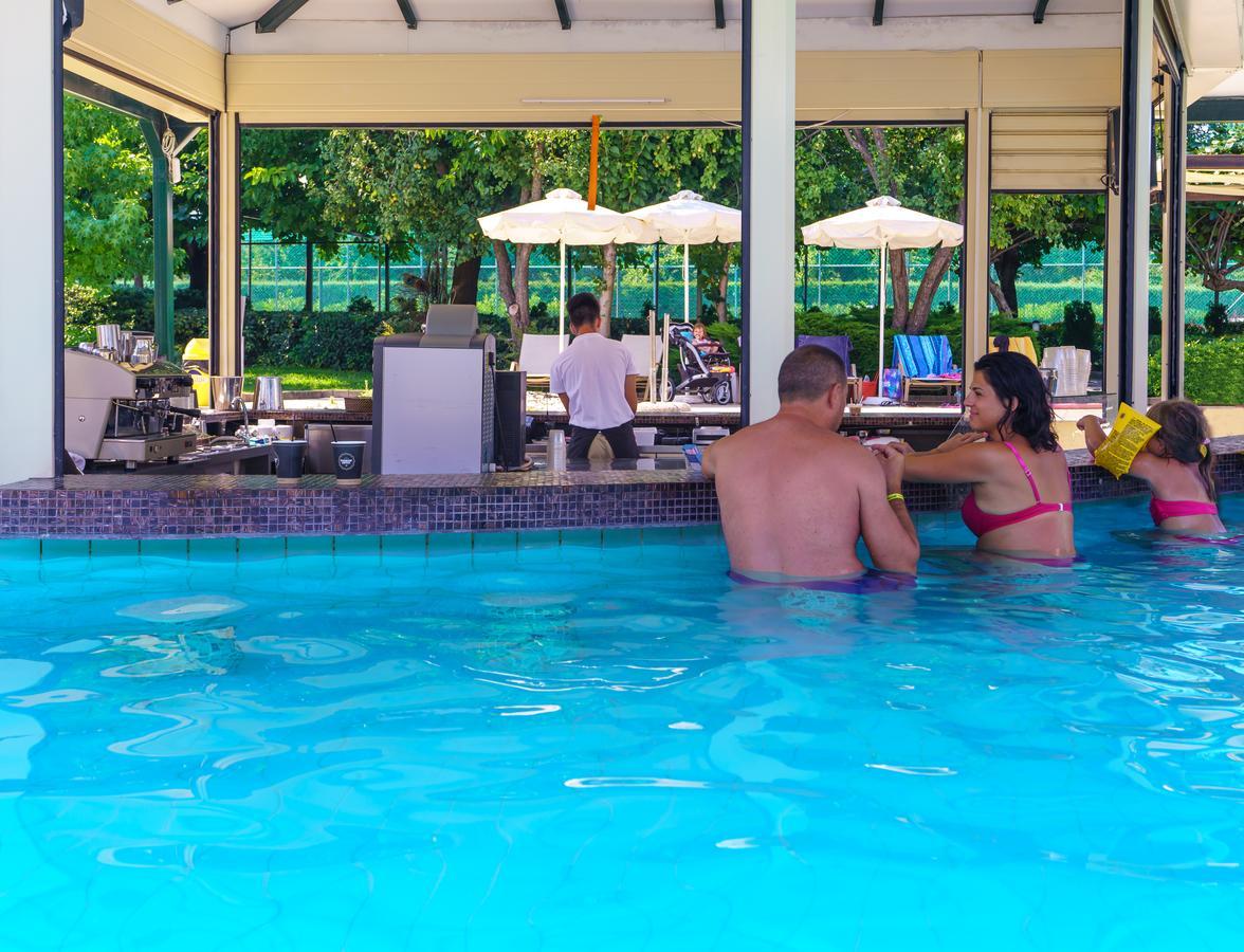 Cronwell Platamon Resort All-Inclusive Esterno foto