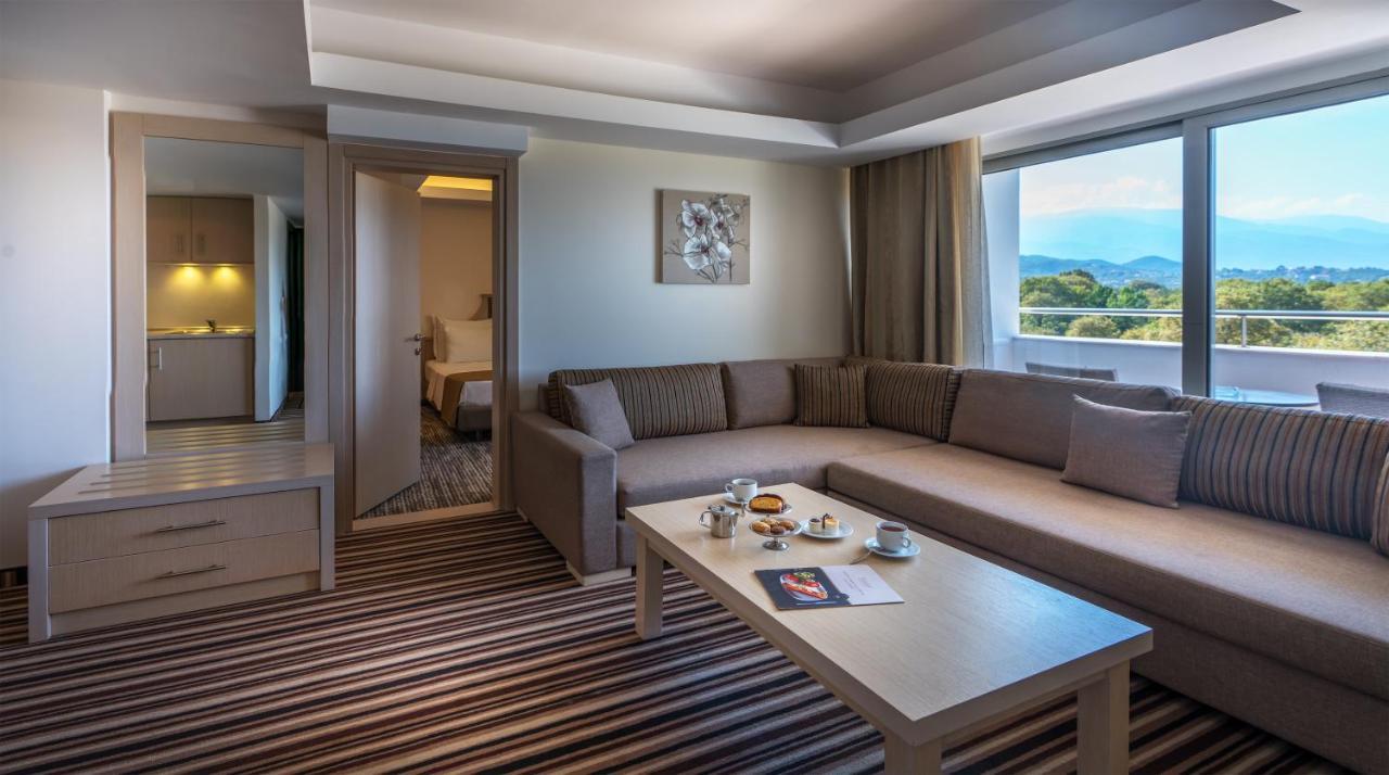Cronwell Platamon Resort All-Inclusive Esterno foto