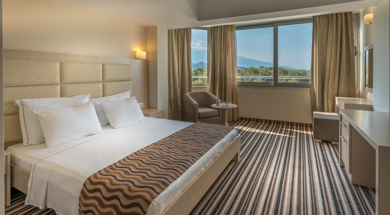 Cronwell Platamon Resort All-Inclusive Esterno foto